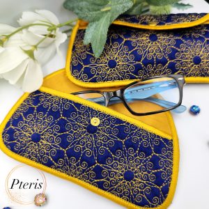 Quilted Glasses Case ITH machine embroidery design