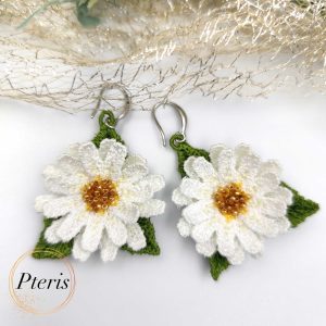 Bring the fresh, cheerful spirit of a summer meadow to your jewelry collection with our 3D Daisy Embroidery Design. We specifically developed this Freestanding Lace (FSL) project to help you craft realistic, high-relief daisies that work beautifully as earrings, pendants, or elegant brooches. This versatile 3D Daisy Embroidery Design captures the classic beauty of white petals and golden centers in every stitch.