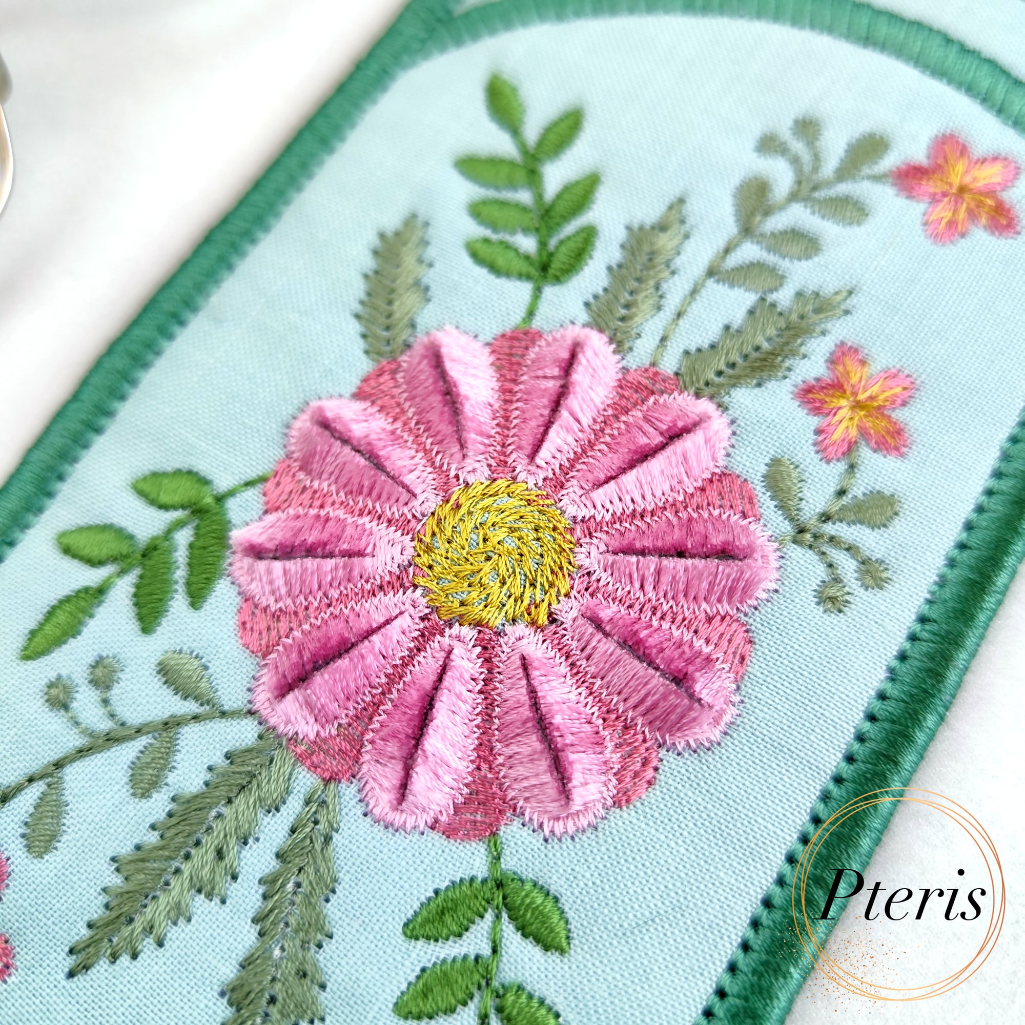 ITH Velvet Floral Glasses Case embroidery design with 3D fluffy pink flower