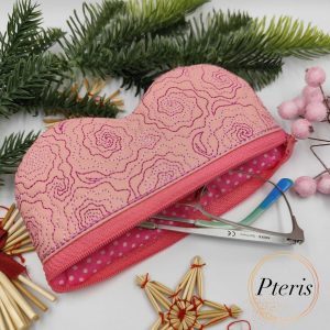 ITH Quilted Rose Glasses Case embroidery design with pink faux leather and zipper