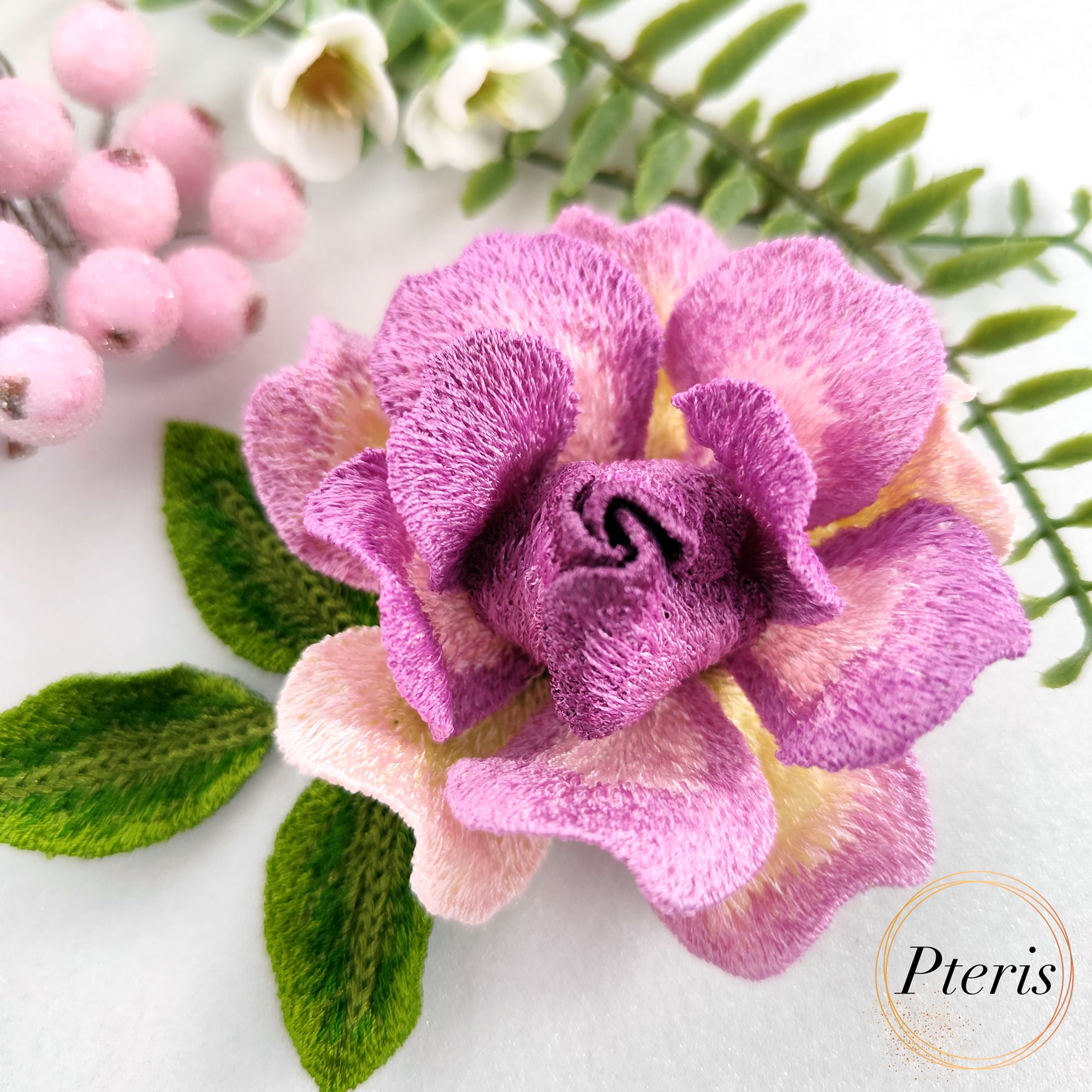 FSL 3D Rose Brooch - Freestanding Lace Machine Embroidery Set