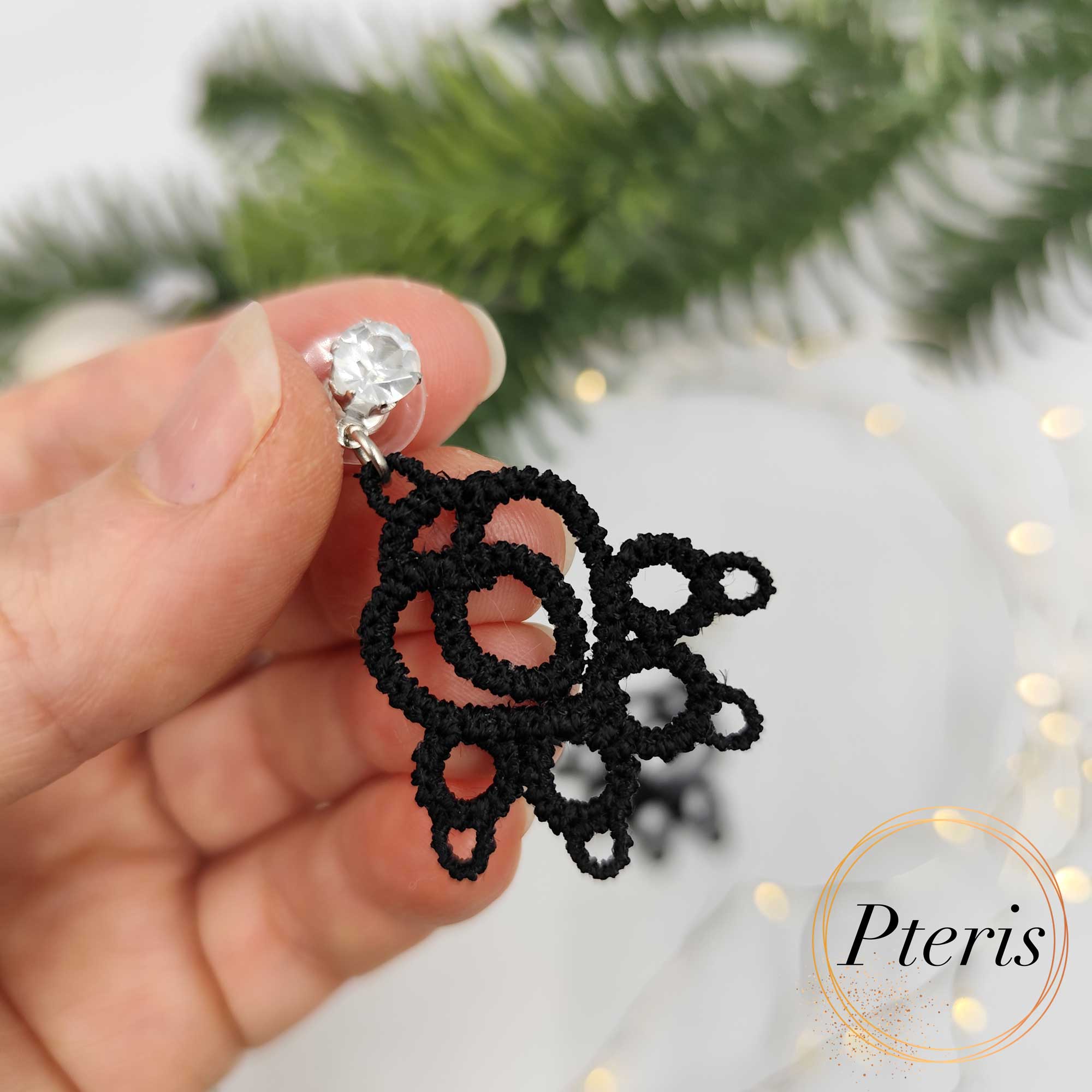 FSL Cat Paw Tatting Earrings Embroidery Design - Freestanding Lace Jewelry Set - Image 3