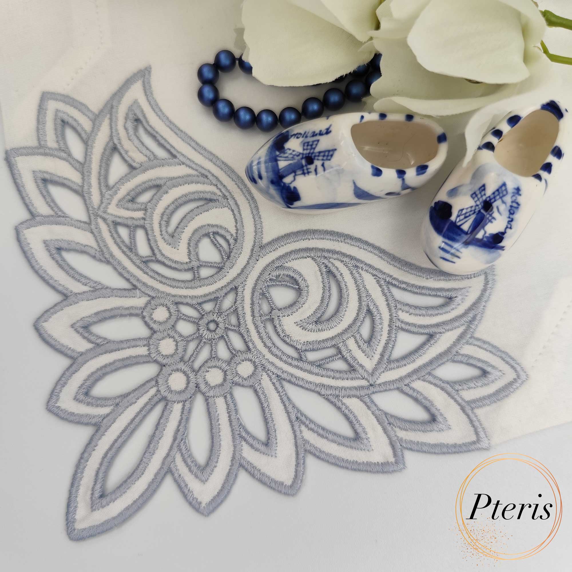 Floral Richelieu Cutwork Napkin Corner - Machine Embroidery Design - Image 4